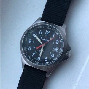 LL Bean Field Watch